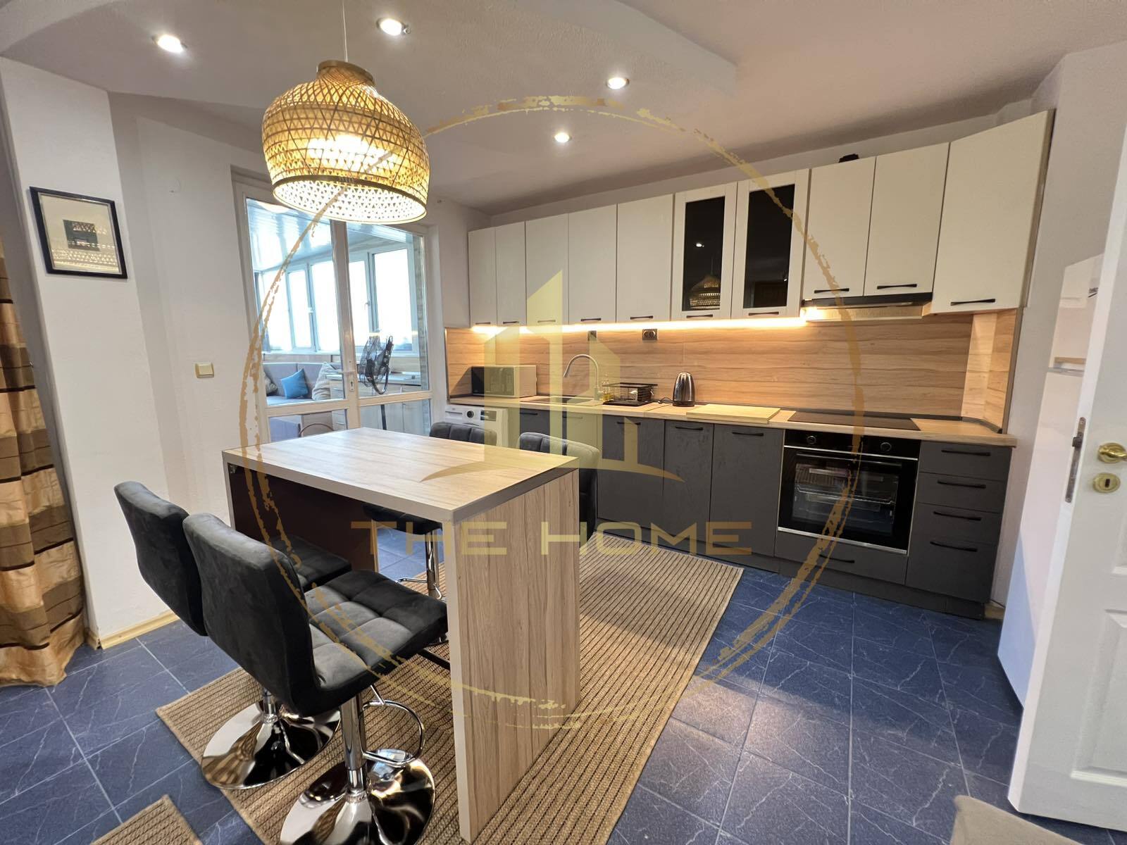 property header pic